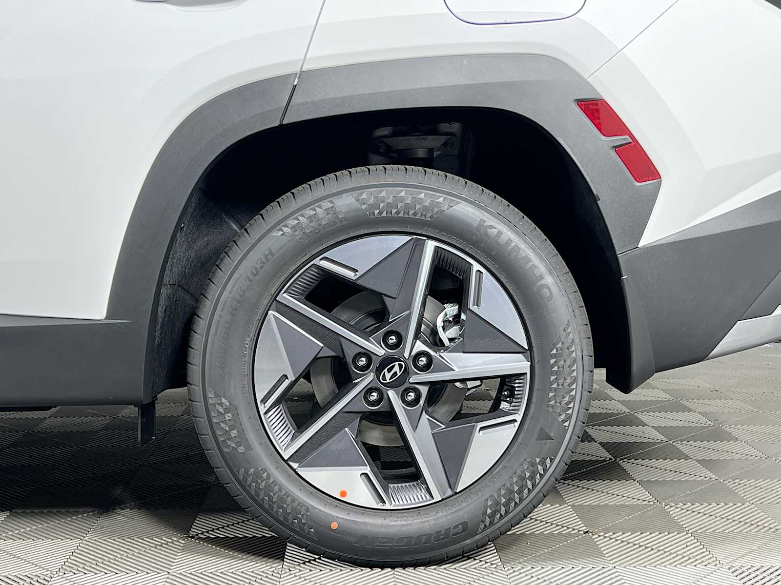 2025 Hyundai Tucson SEL - Photo 19