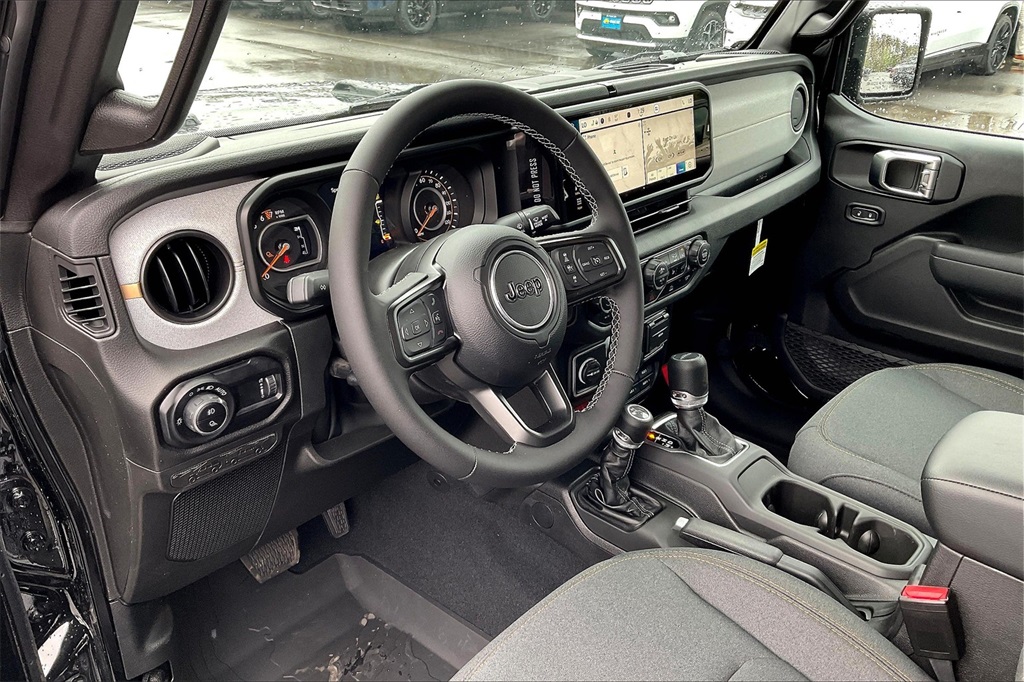 2025 Jeep Gladiator Willys - Photo 9