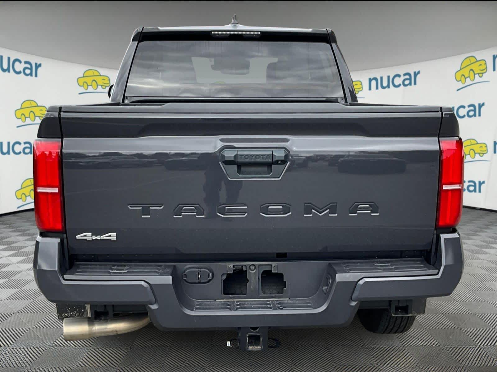 2024 Toyota Tacoma SR5 - Photo 3