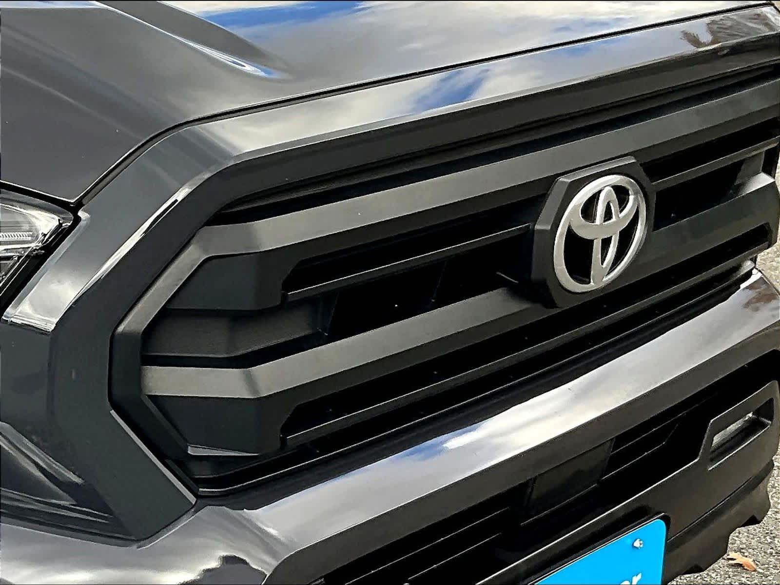 2024 Toyota Tacoma SR5 - Photo 32