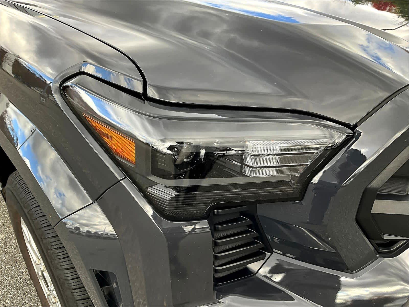 2024 Toyota Tacoma SR5 - Photo 33