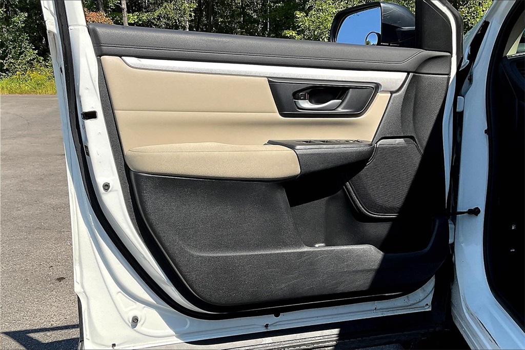 2018 Honda CR-V LX - Photo 9