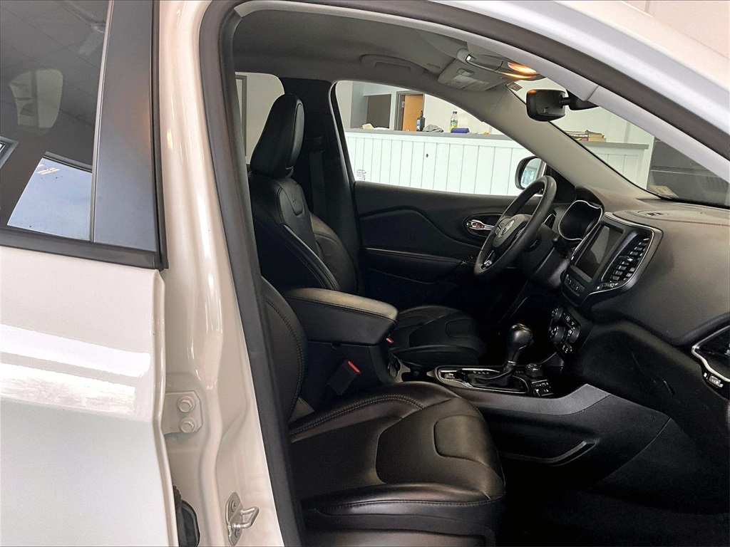 2023 Jeep Cherokee Altitude - Photo 11