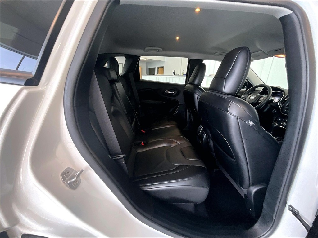 2023 Jeep Cherokee Altitude - Photo 16