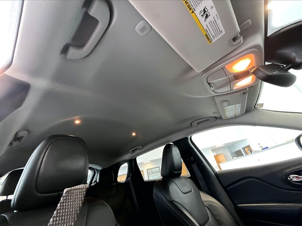 2023 Jeep Cherokee Altitude - Photo 22