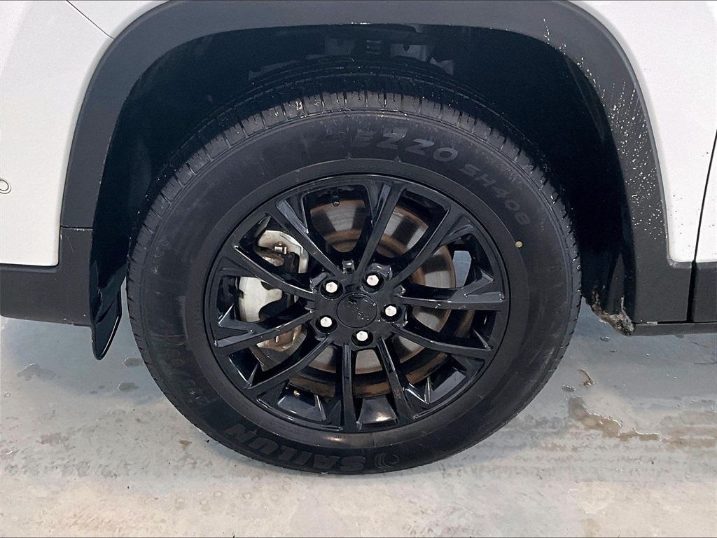 2023 Jeep Cherokee Altitude - Photo 7