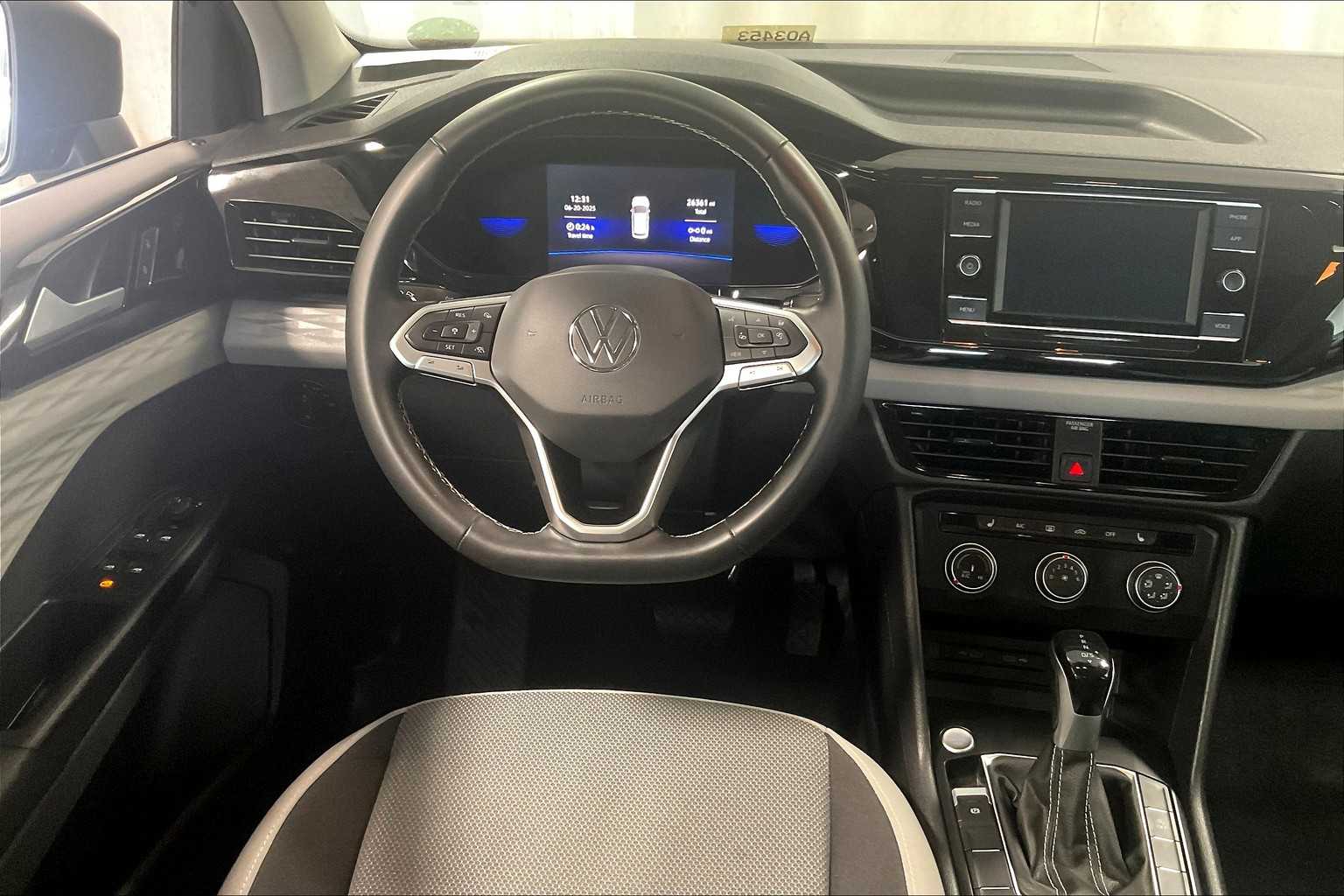 2022 Volkswagen Taos S - Photo 17