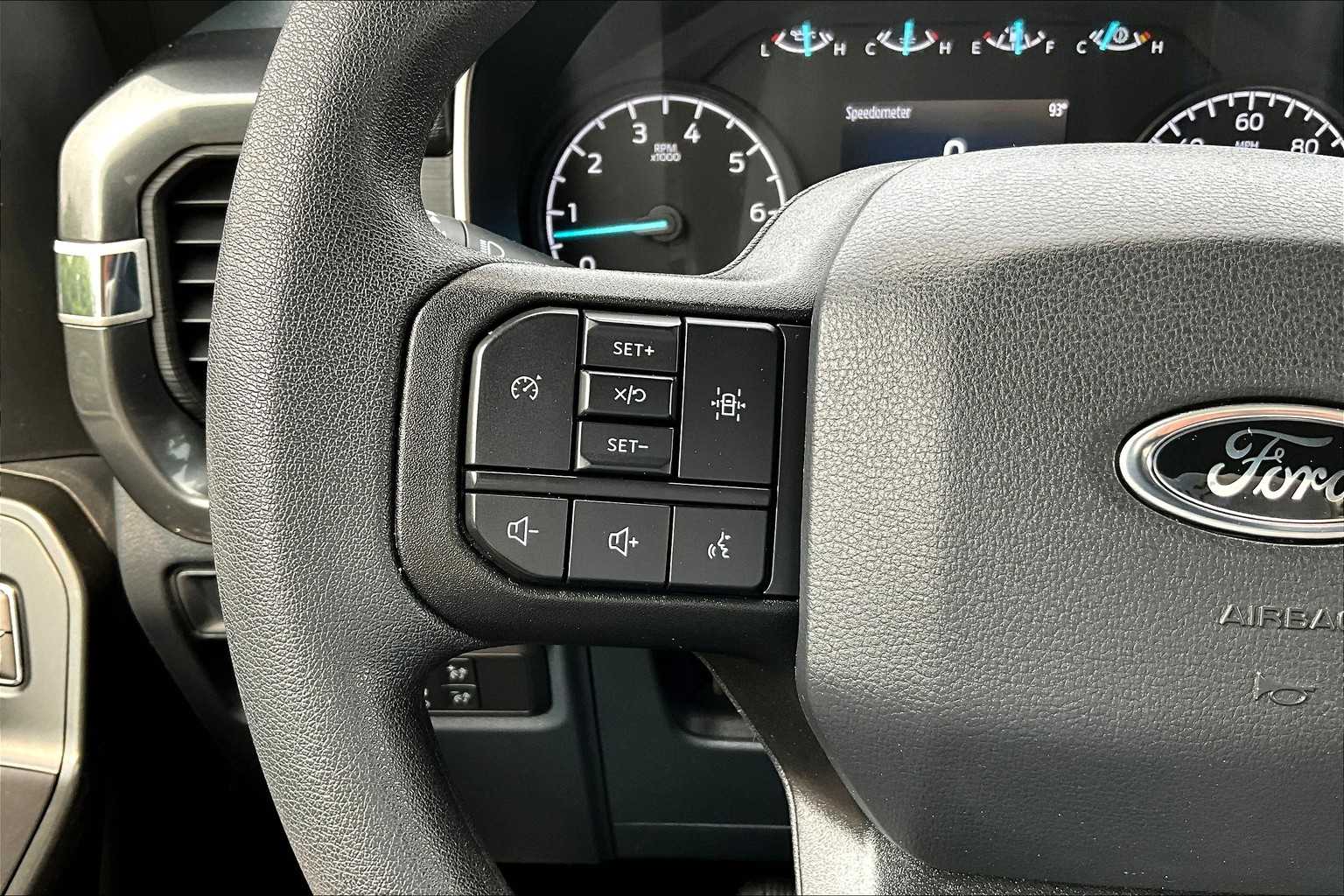 2022 Ford F-150 XL - Photo 22