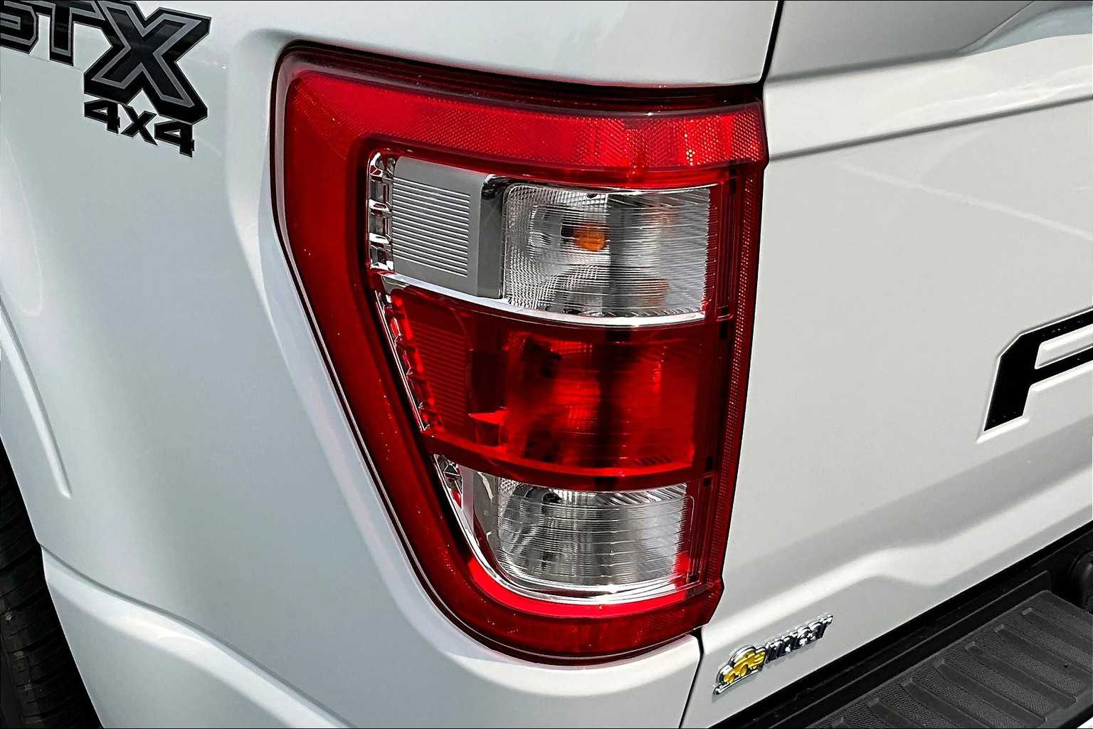 2022 Ford F-150 XL - Photo 33