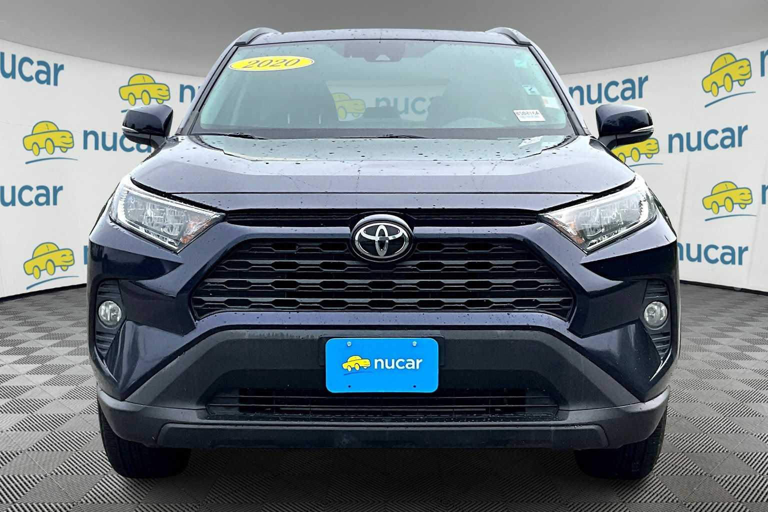 2020 Toyota RAV4 XLE - Photo 2