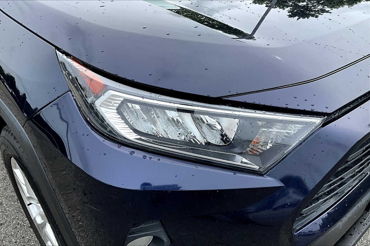 2020 Toyota RAV4 XLE - Photo 33
