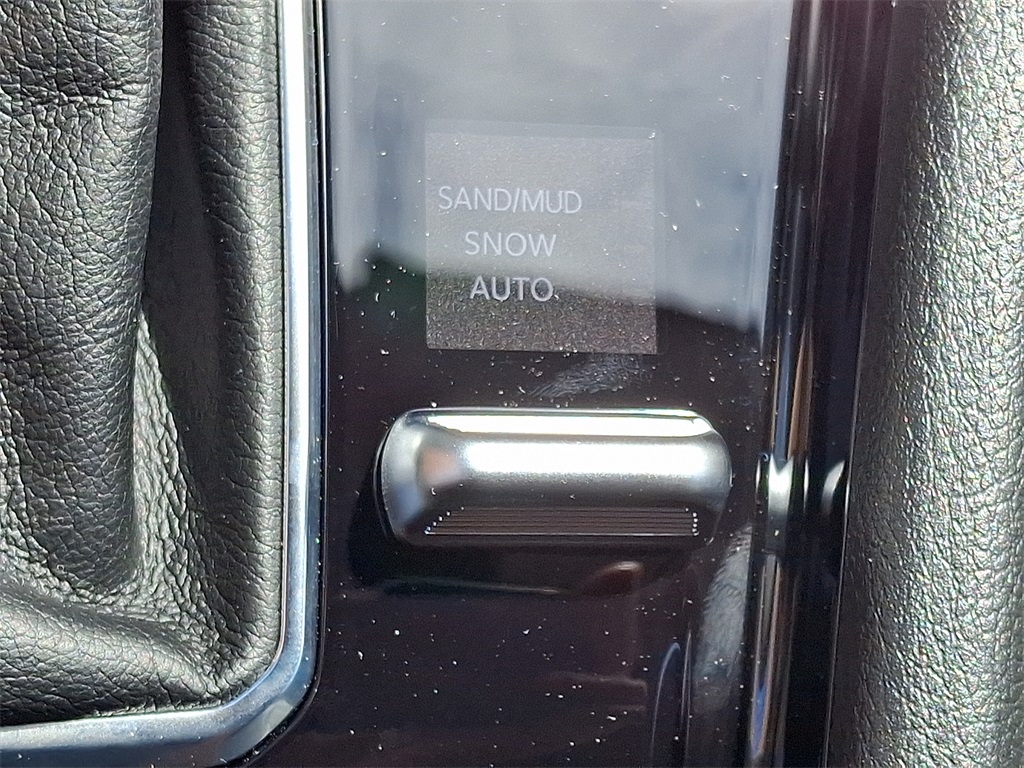 2025 Jeep Compass Limited - Photo 17