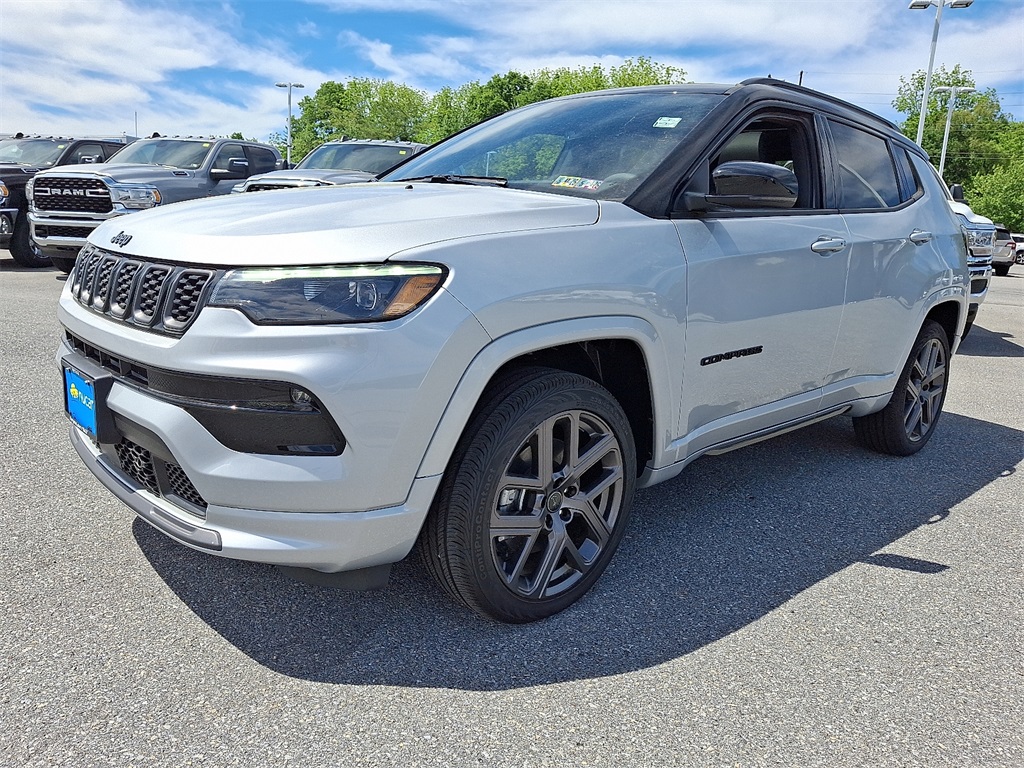 2025 Jeep Compass Limited - Photo 2