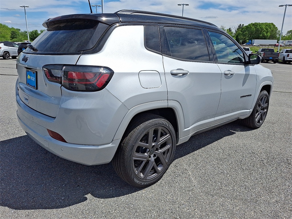 2025 Jeep Compass Limited - Photo 4