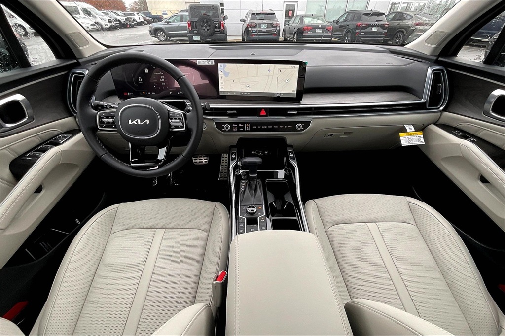 2025 Kia Sorento X-Line SX - Photo 12