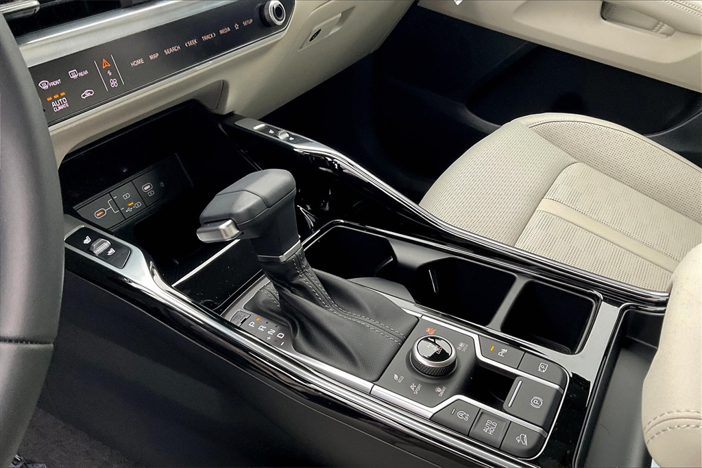 2025 Kia Sorento X-Line SX - Photo 14
