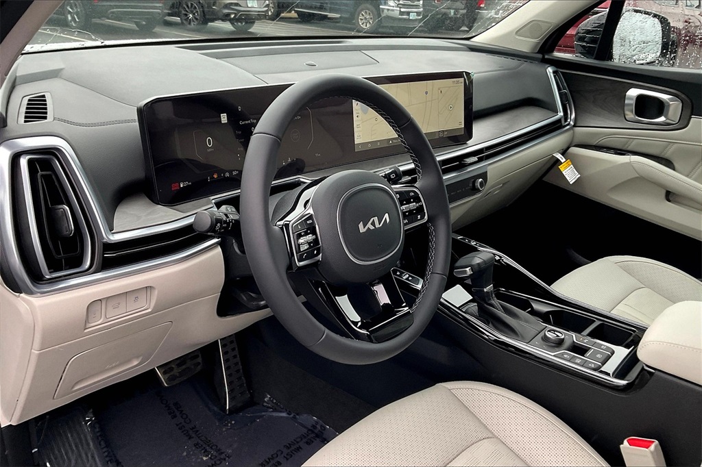 2025 Kia Sorento X-Line SX - Photo 9