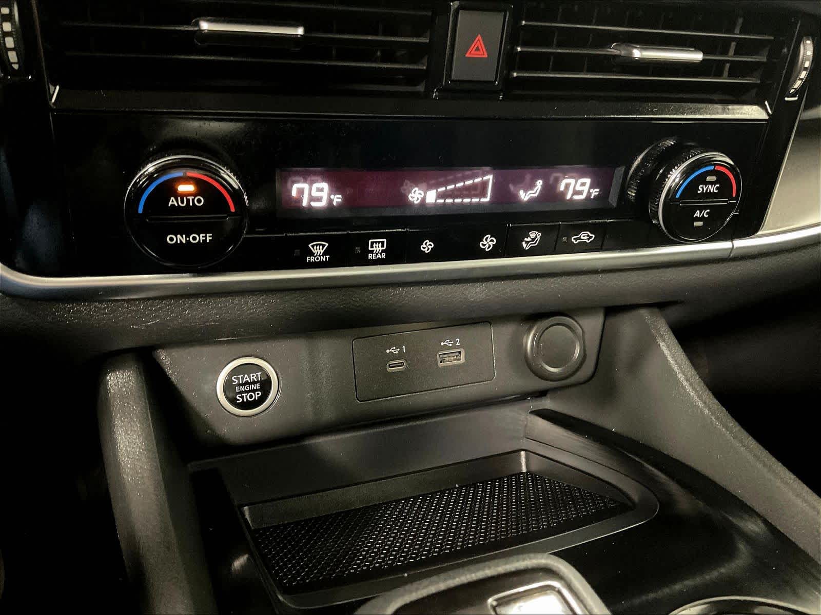 2021 Nissan Rogue SV - Photo 25
