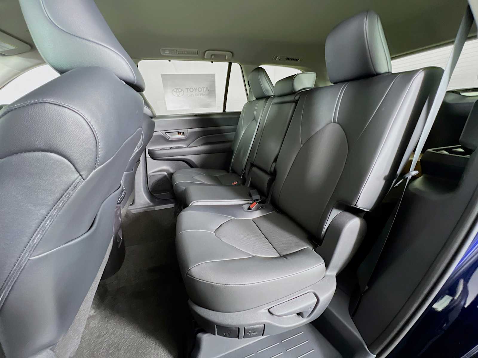 2026 Toyota Grand Highlander XLE - Photo 13