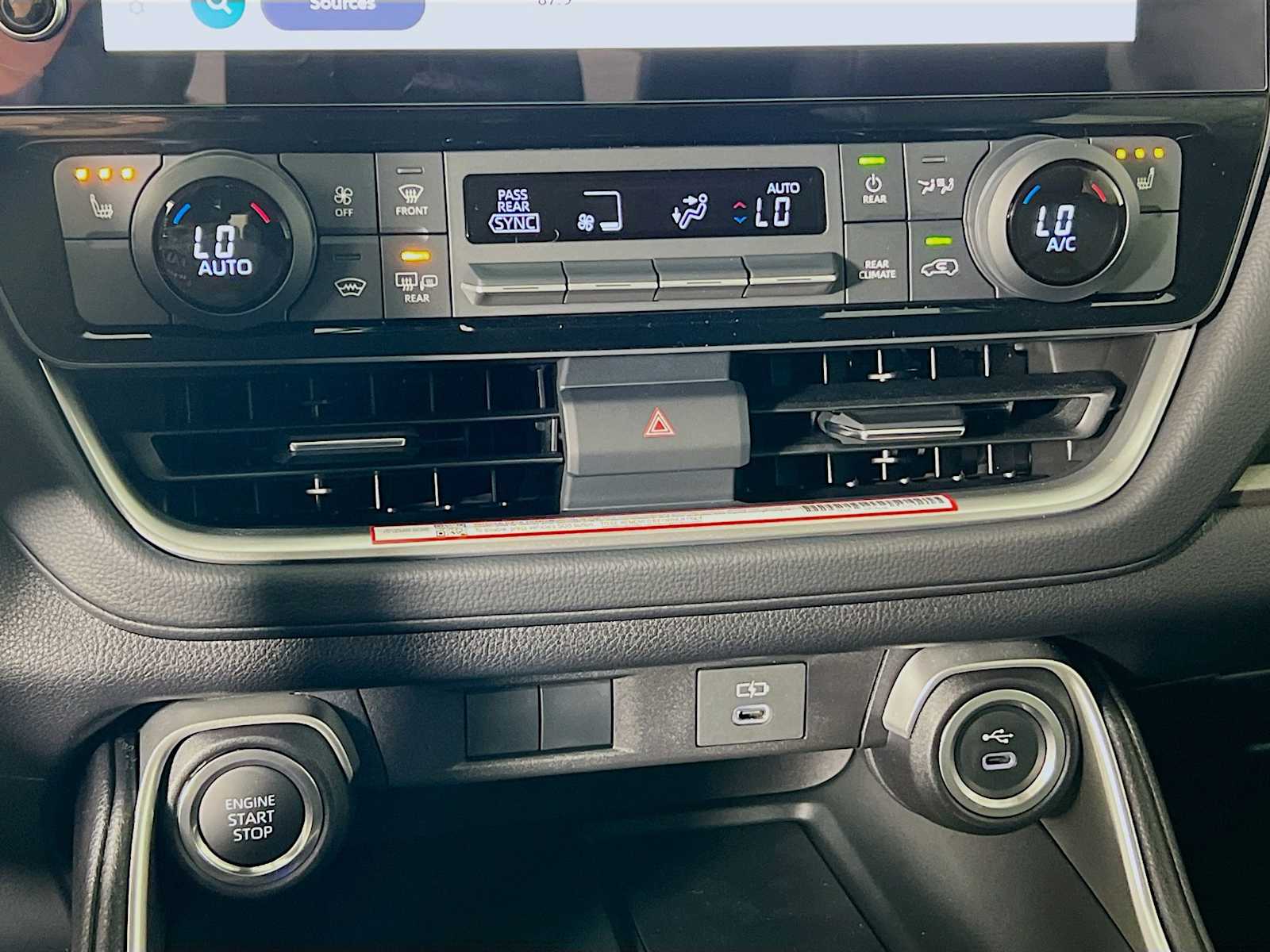 2026 Toyota Grand Highlander XLE - Photo 10