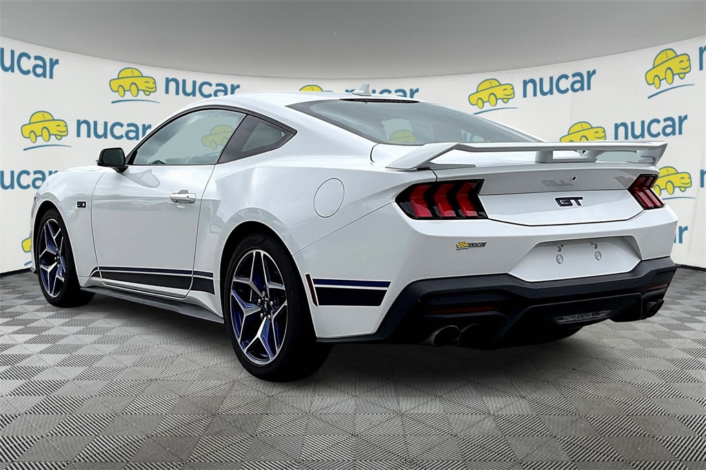 2024 Ford Mustang GT Premium - Photo 4