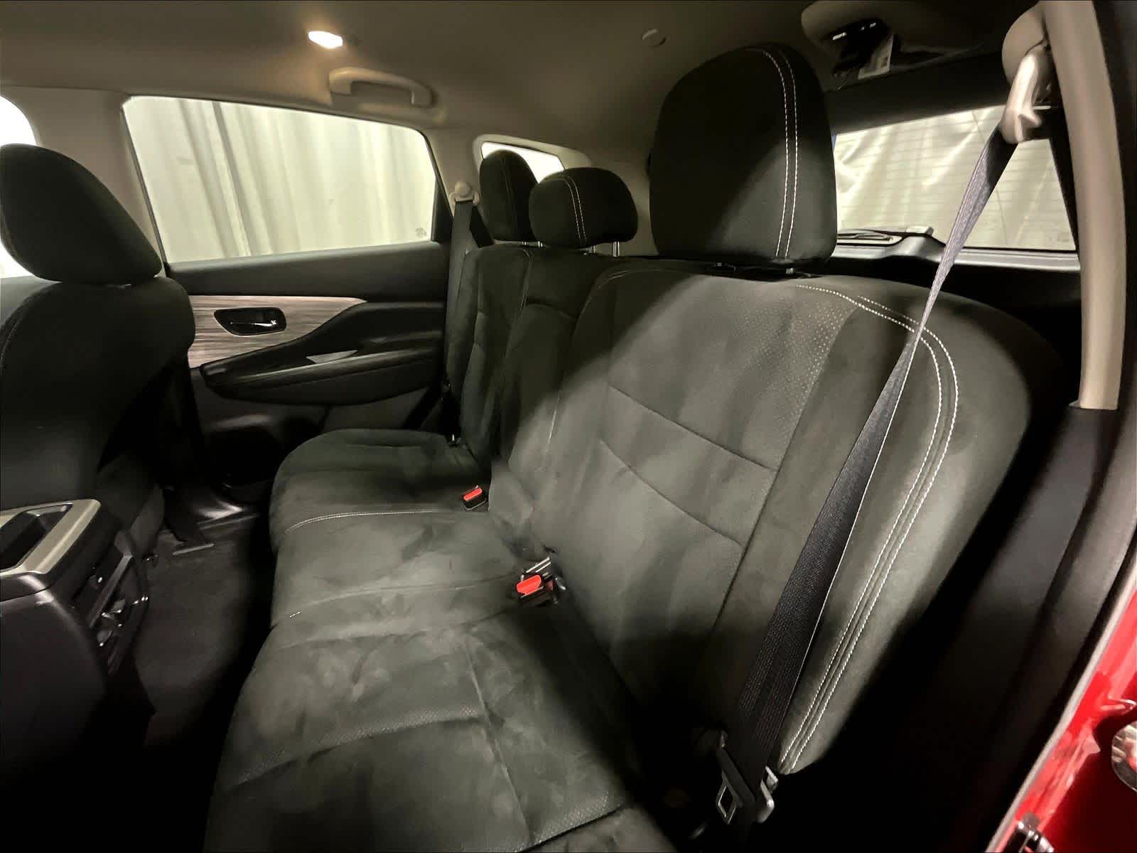 2015 Nissan Murano S - Photo 15