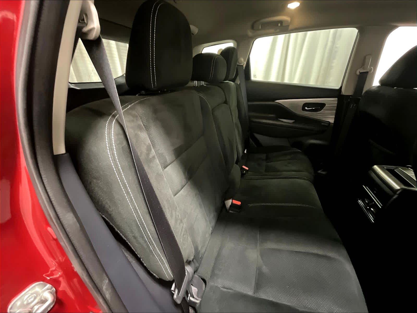 2015 Nissan Murano S - Photo 16