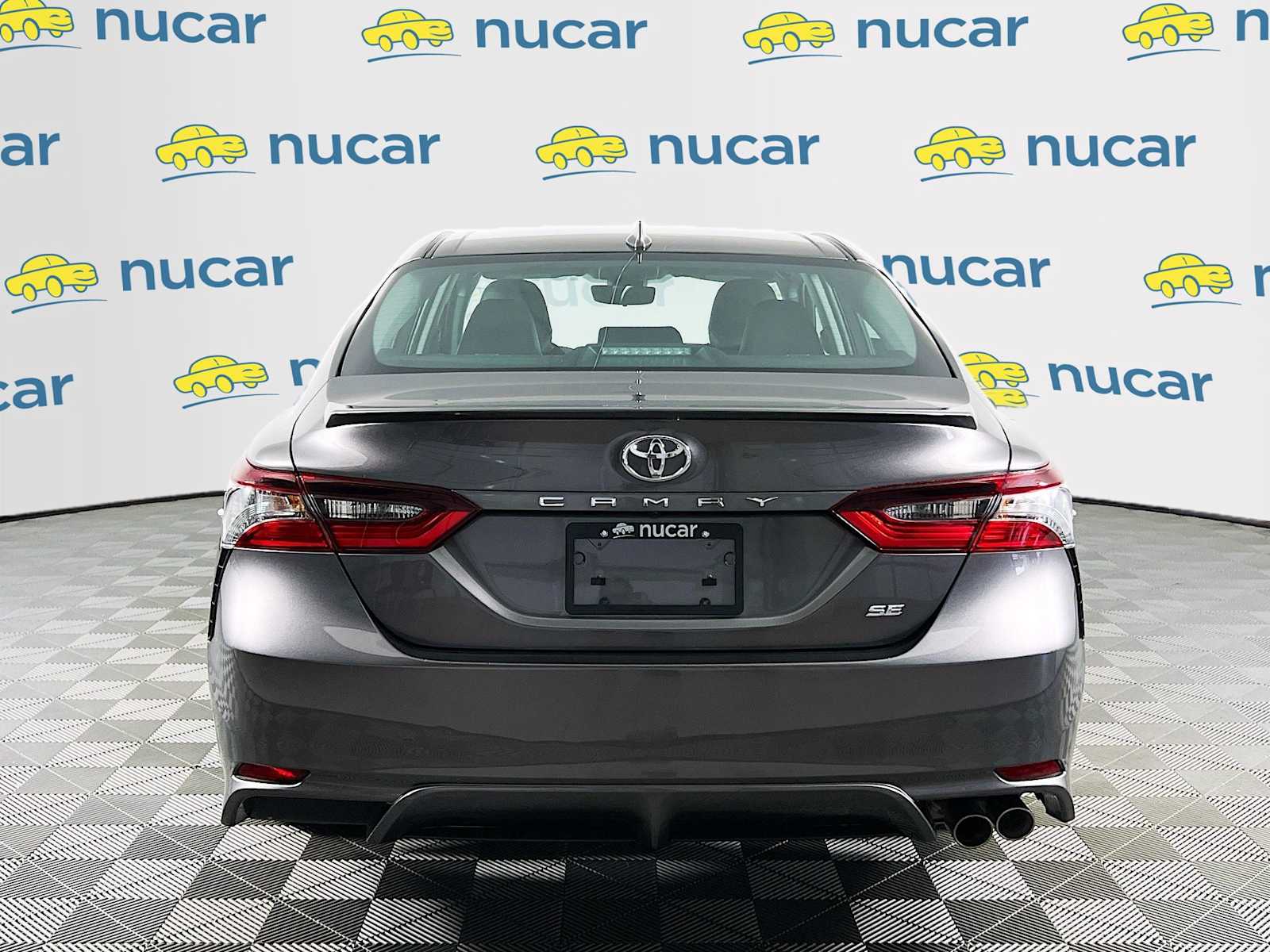 2022 Toyota Camry SE - Photo 6