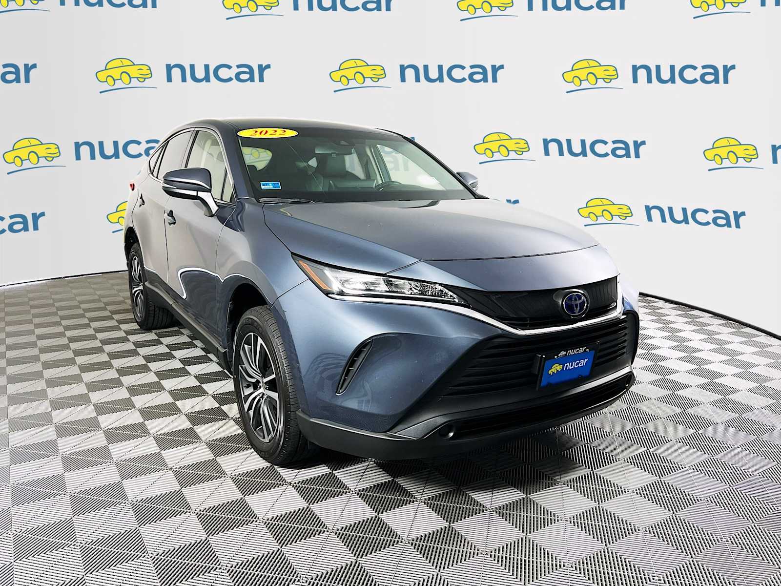 2022 Toyota Venza LE