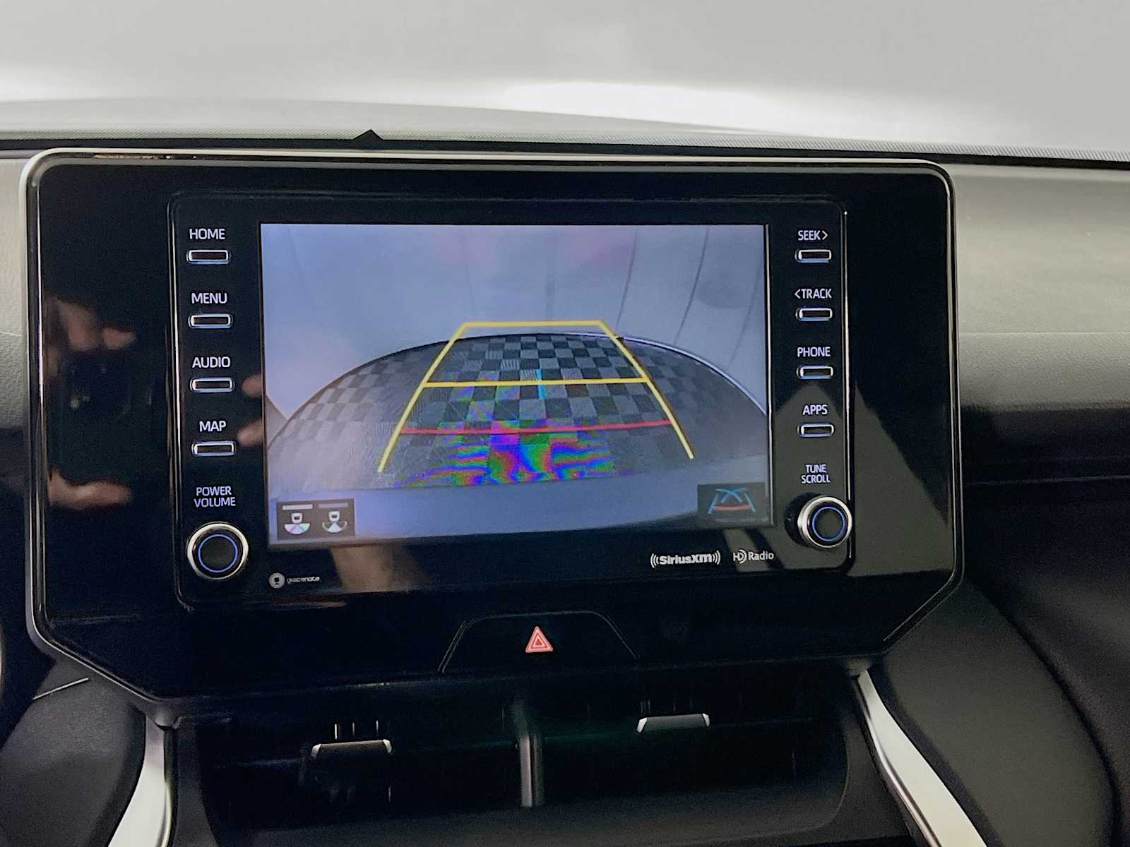 2022 Toyota Venza LE - Photo 13