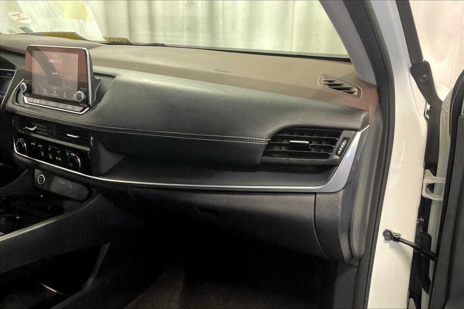 2023 Nissan Rogue S - Photo 13