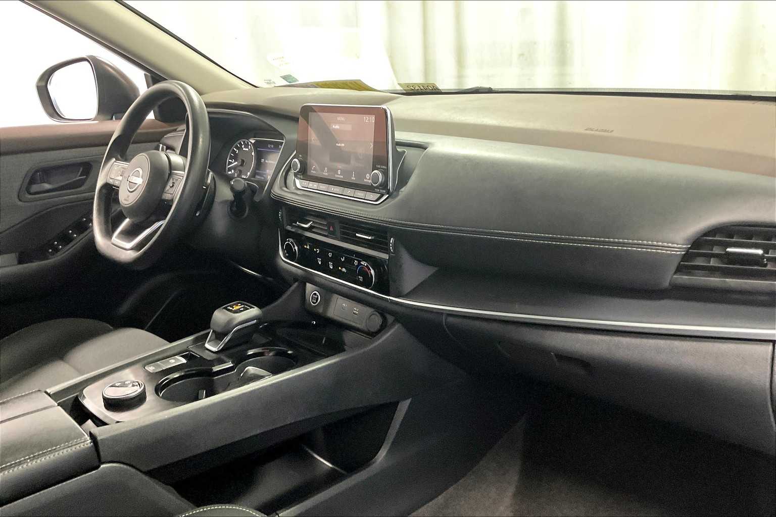 2023 Nissan Rogue S - Photo 14