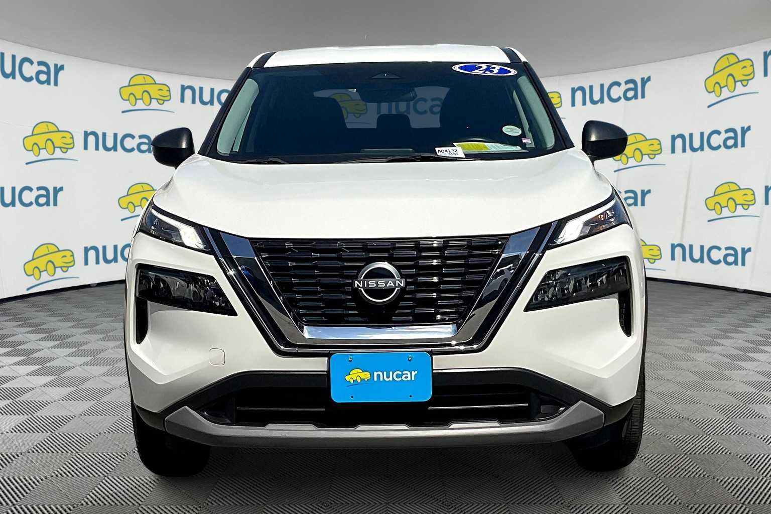 2023 Nissan Rogue S - Photo 2