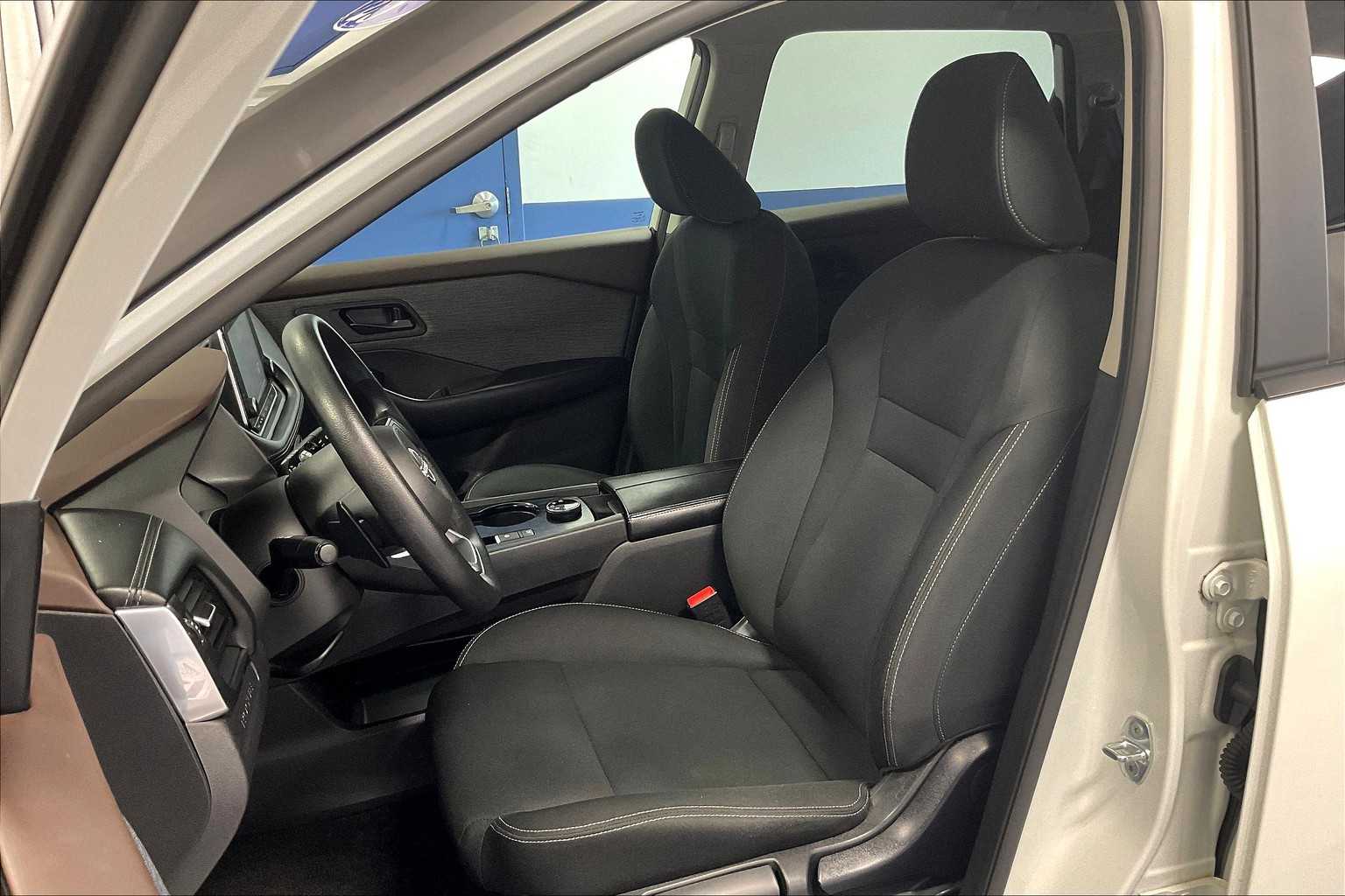 2023 Nissan Rogue S - Photo 10