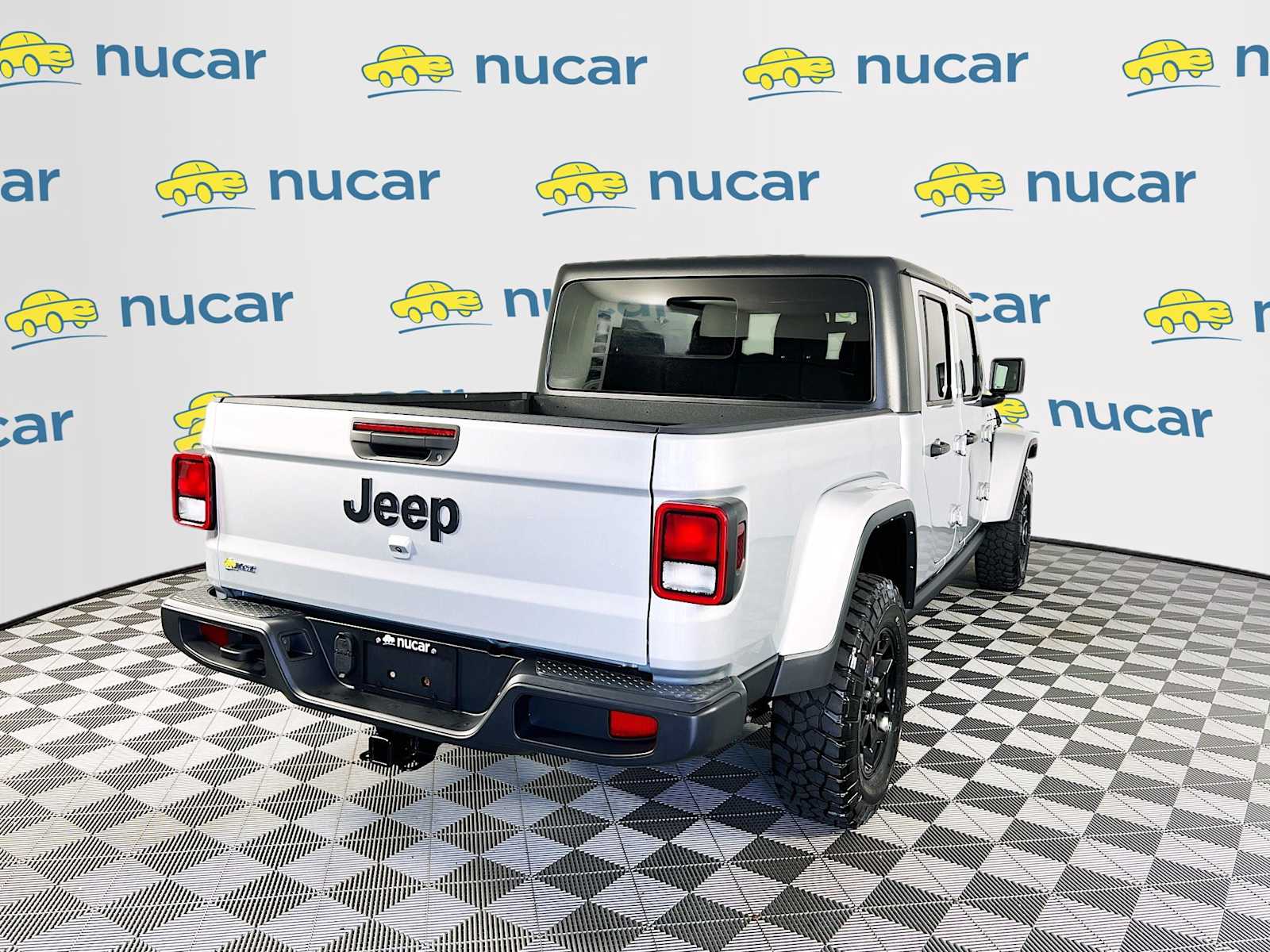 2022 Jeep Gladiator Willys - Photo 7