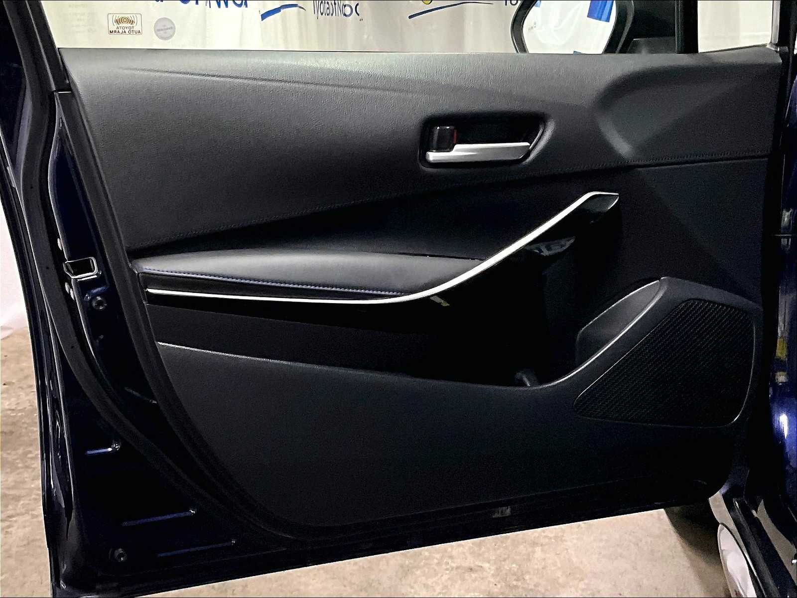 2020 Toyota Corolla XSE - Photo 9