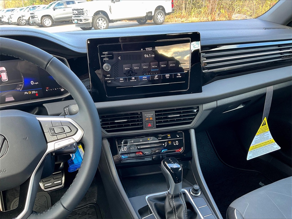 2026 Volkswagen Jetta 1.5T Sport - Photo 13