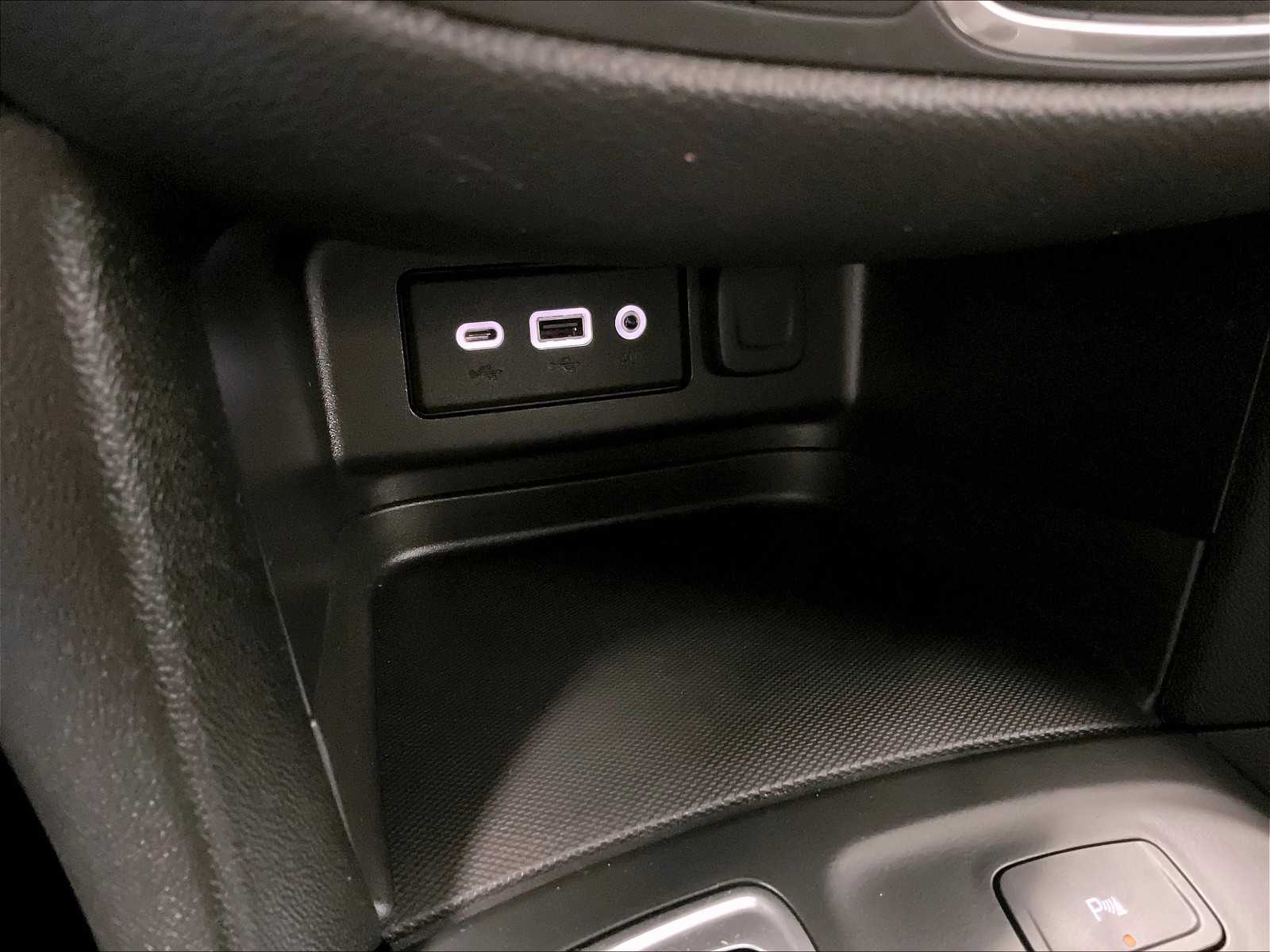 2022 Chevrolet Equinox LT - Photo 26