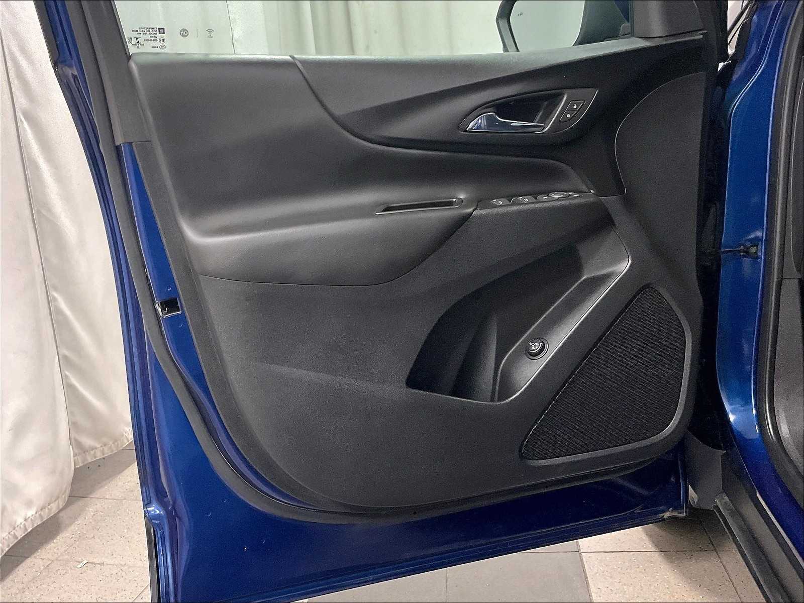 2022 Chevrolet Equinox LT - Photo 9