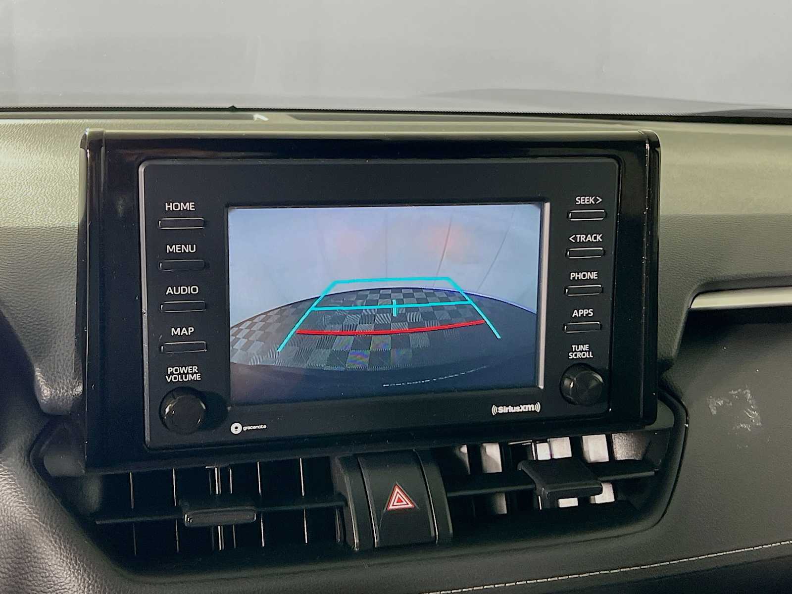 2022 Toyota RAV4 Hybrid LE - Photo 13