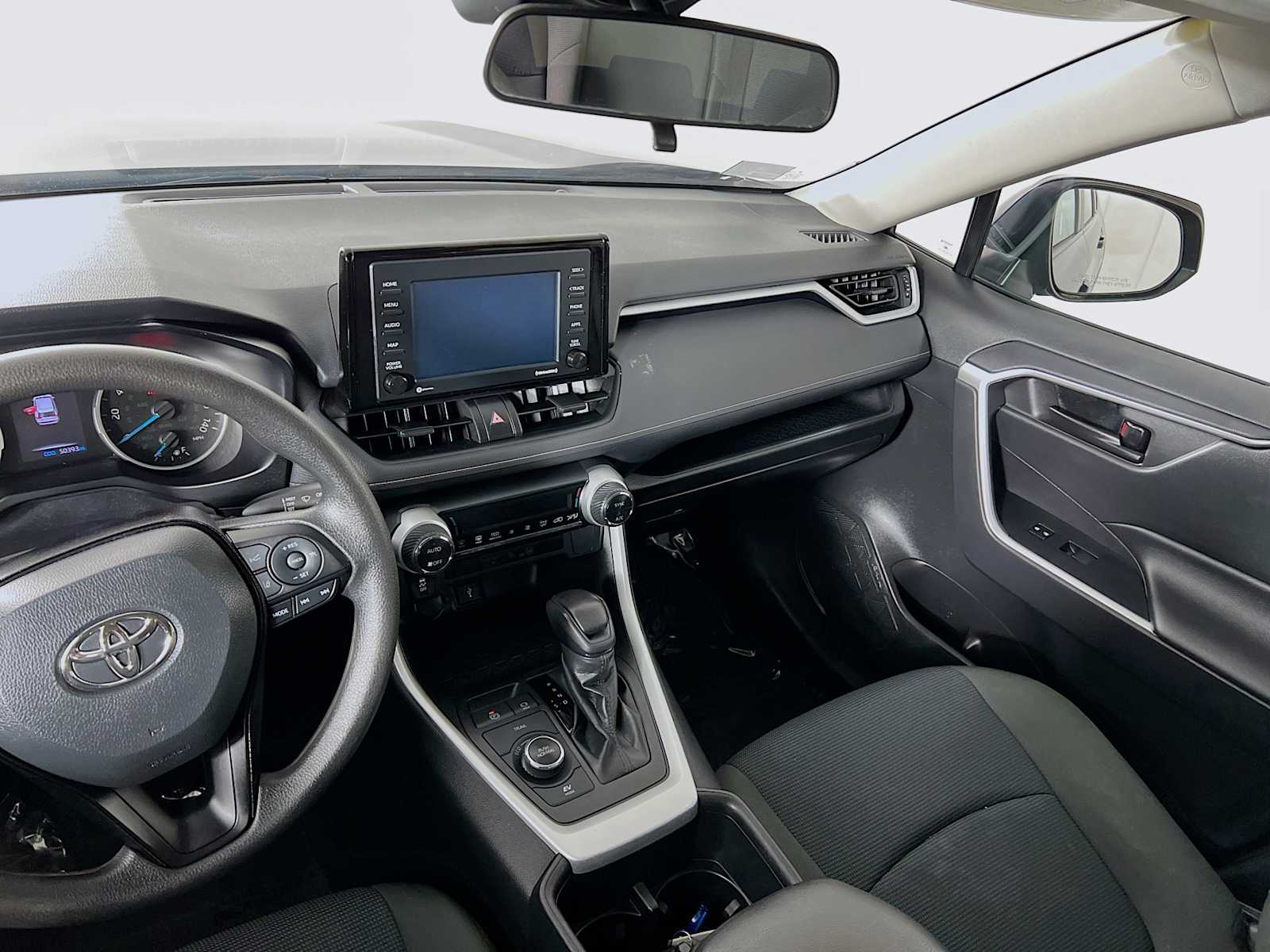 2022 Toyota RAV4 Hybrid LE - Photo 22