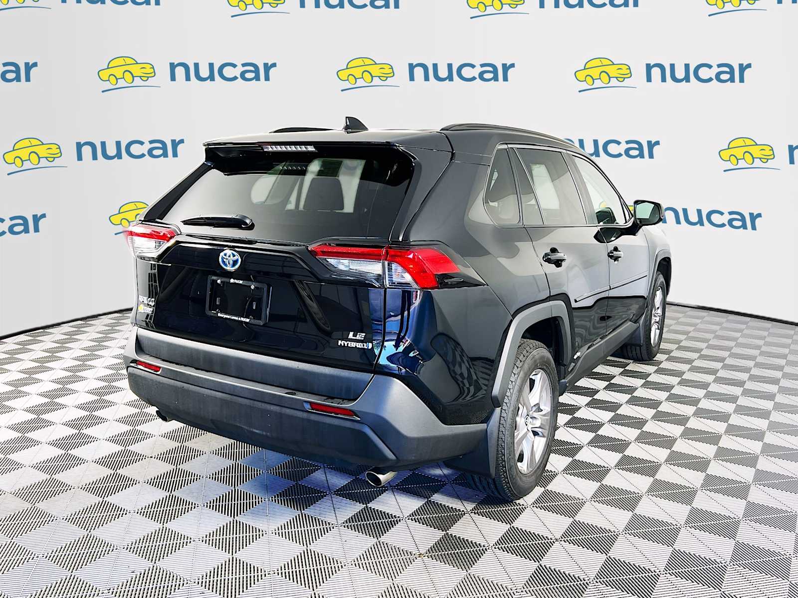 2022 Toyota RAV4 Hybrid LE - Photo 7
