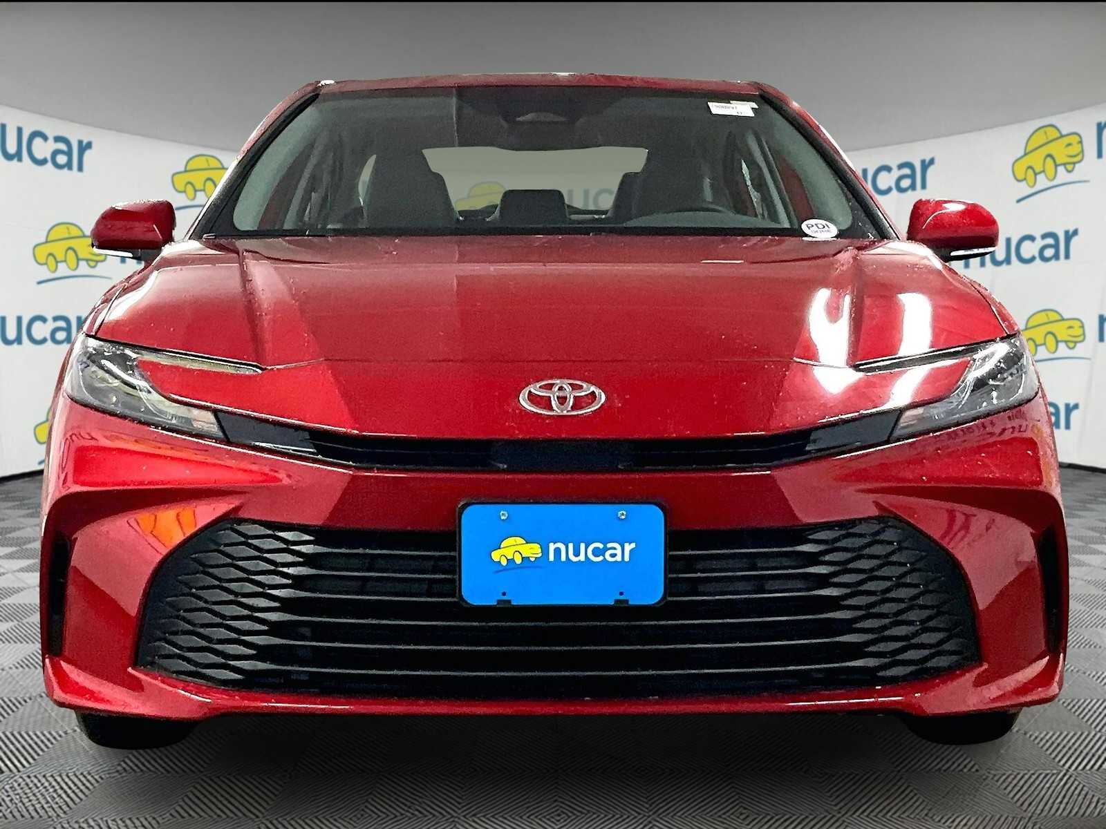 2026 Toyota Camry LE - Photo 3