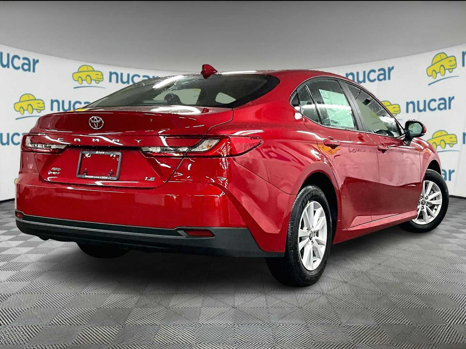 2026 Toyota Camry LE - Photo 7