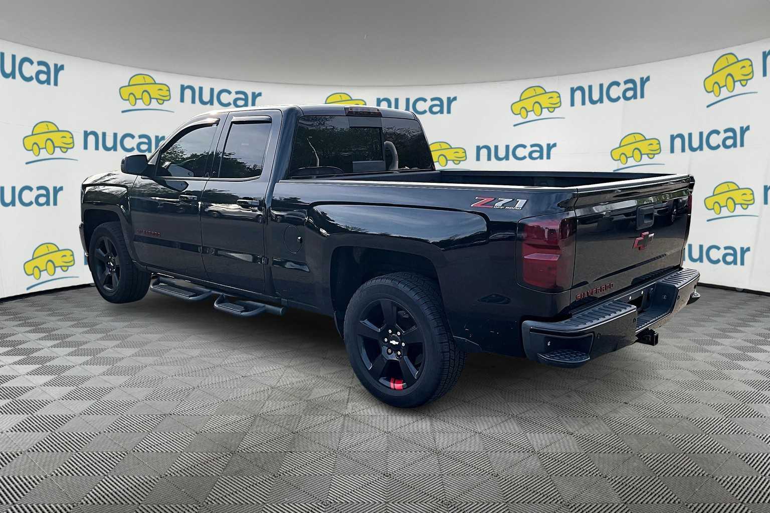 2018 Chevrolet Silverado 1500 LT - Photo 3