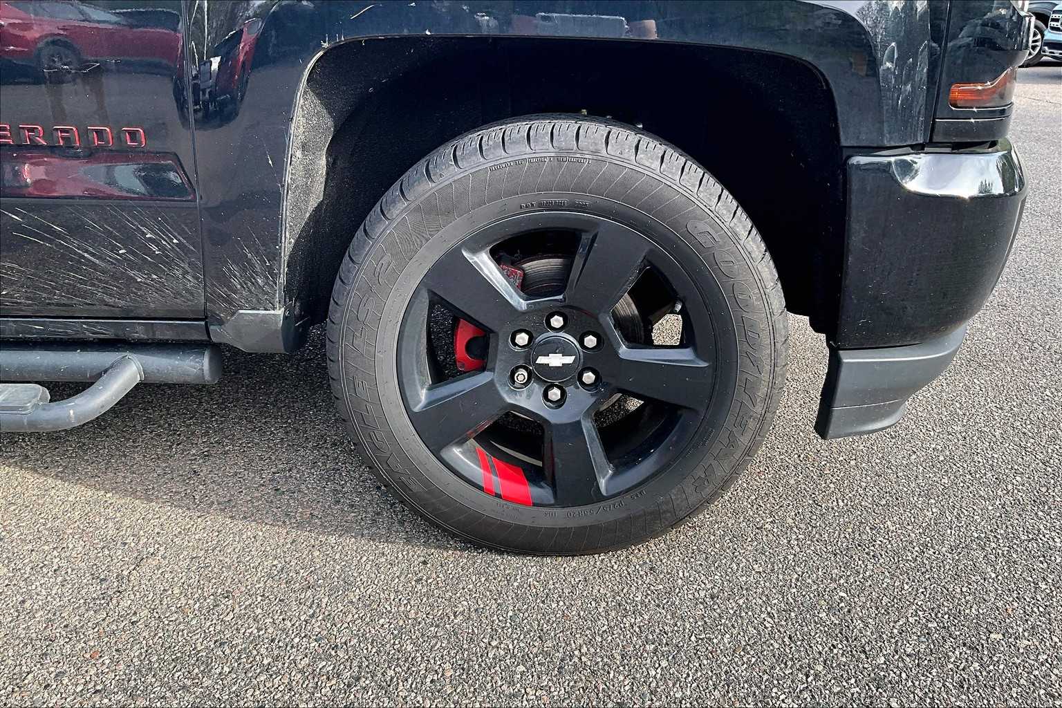 2018 Chevrolet Silverado 1500 LT - Photo 4