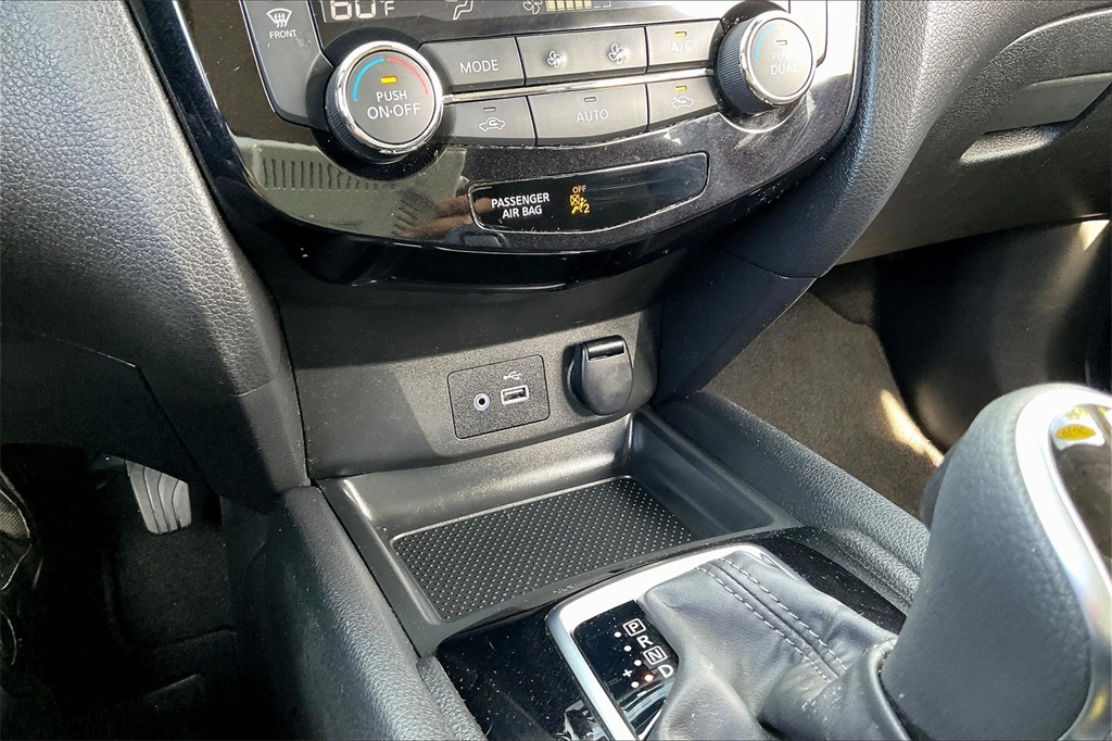 2019 Nissan Rogue Sport SV - Photo 12