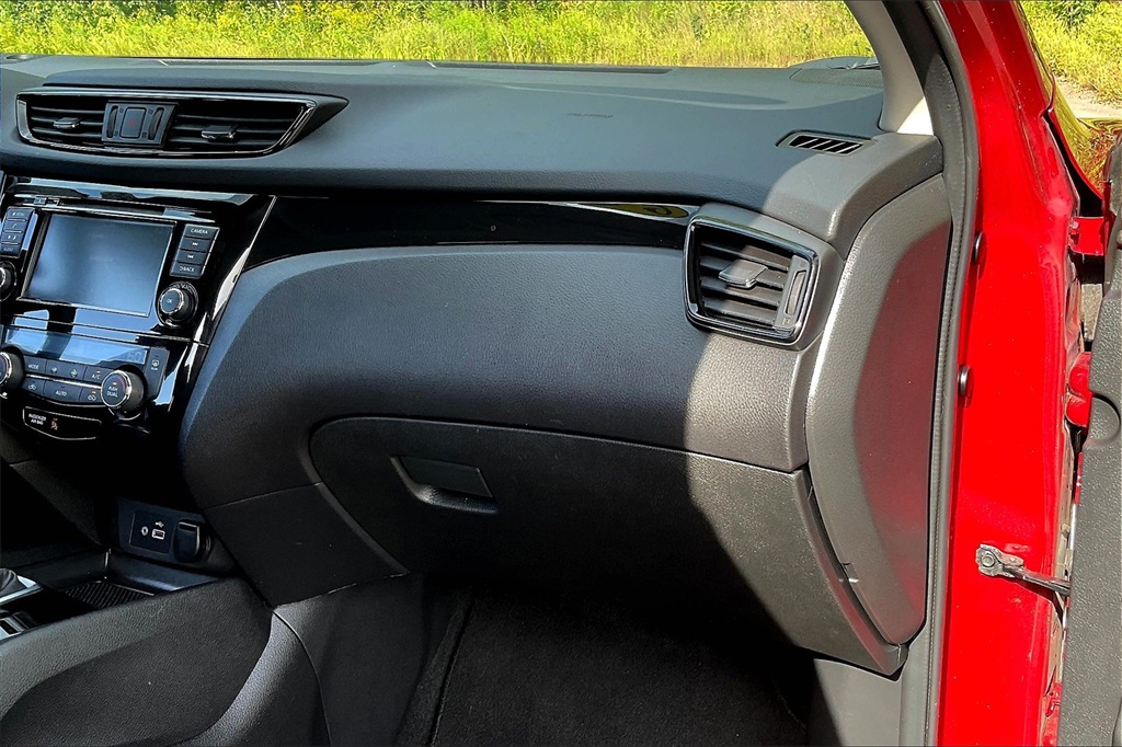 2019 Nissan Rogue Sport SV - Photo 13