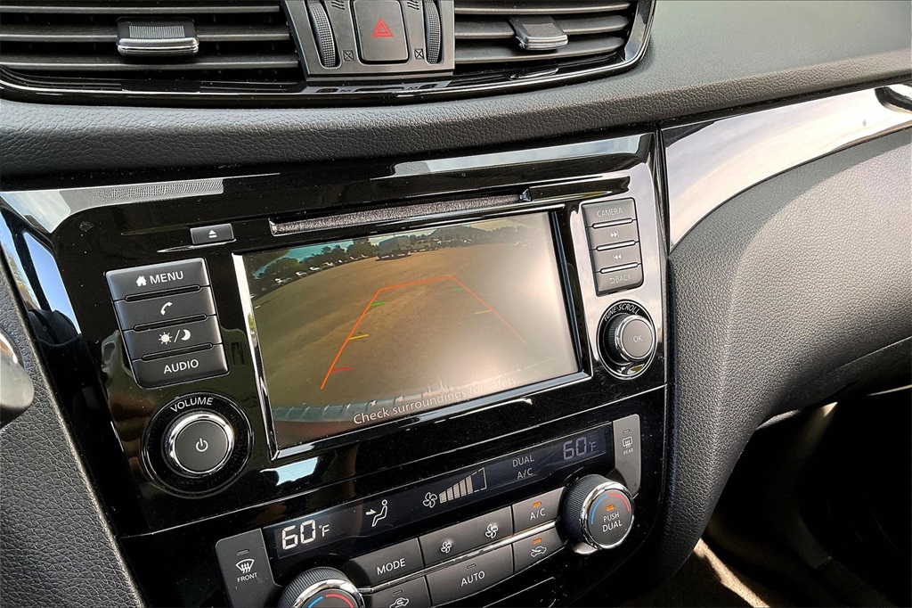 2019 Nissan Rogue Sport SV - Photo 16