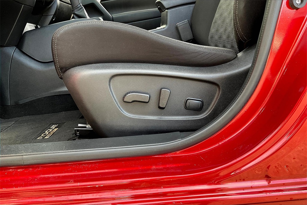 2019 Nissan Rogue Sport SV - Photo 27